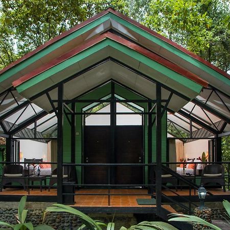 Tapirus Lodge And Reserve Carrillo  Екстер'єр фото